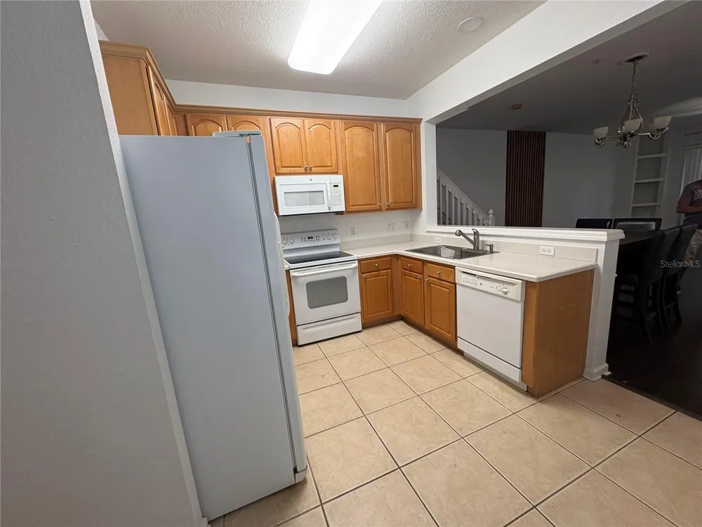 6302 DAYSBROOK DRIVE #108 Orlando, FL 32835