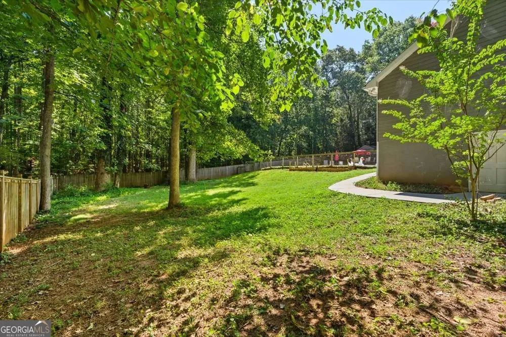 1820 Commonwealth AVE Cumming, GA 30041
