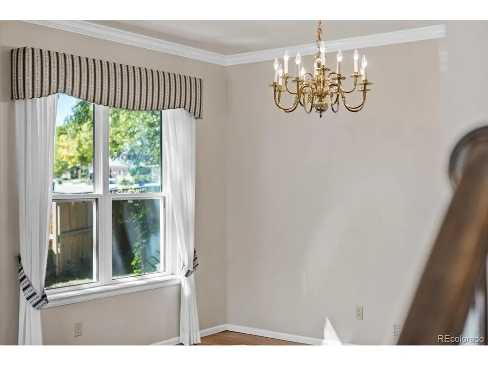 728 Huntington Drive Littleton, CO 80126