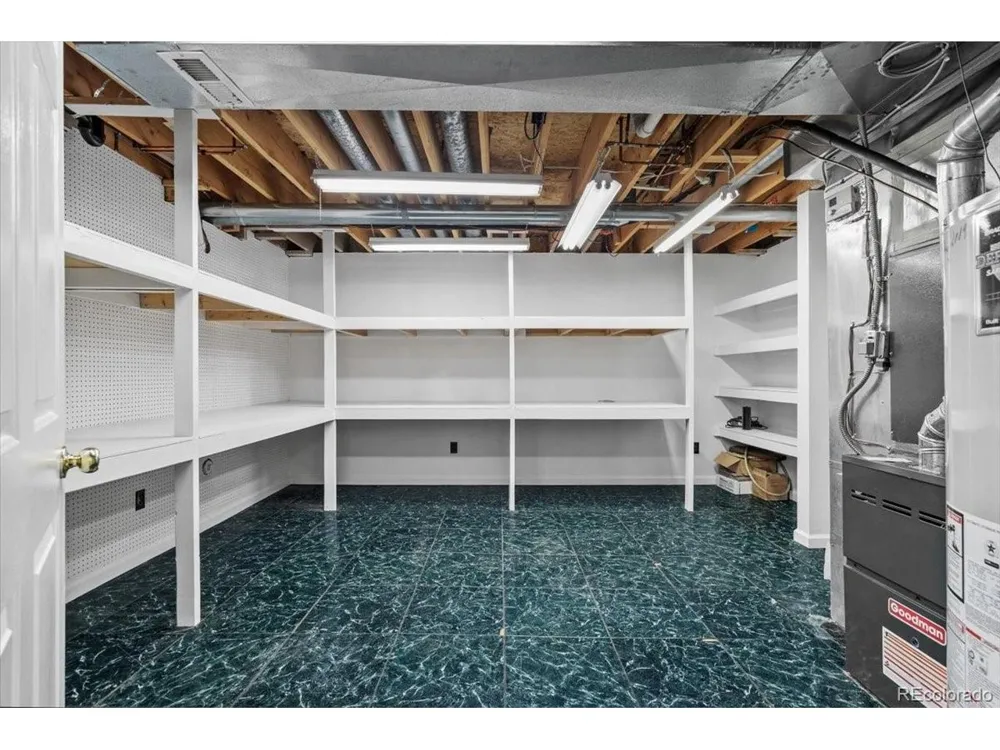 728 Huntington Drive Littleton, CO 80126