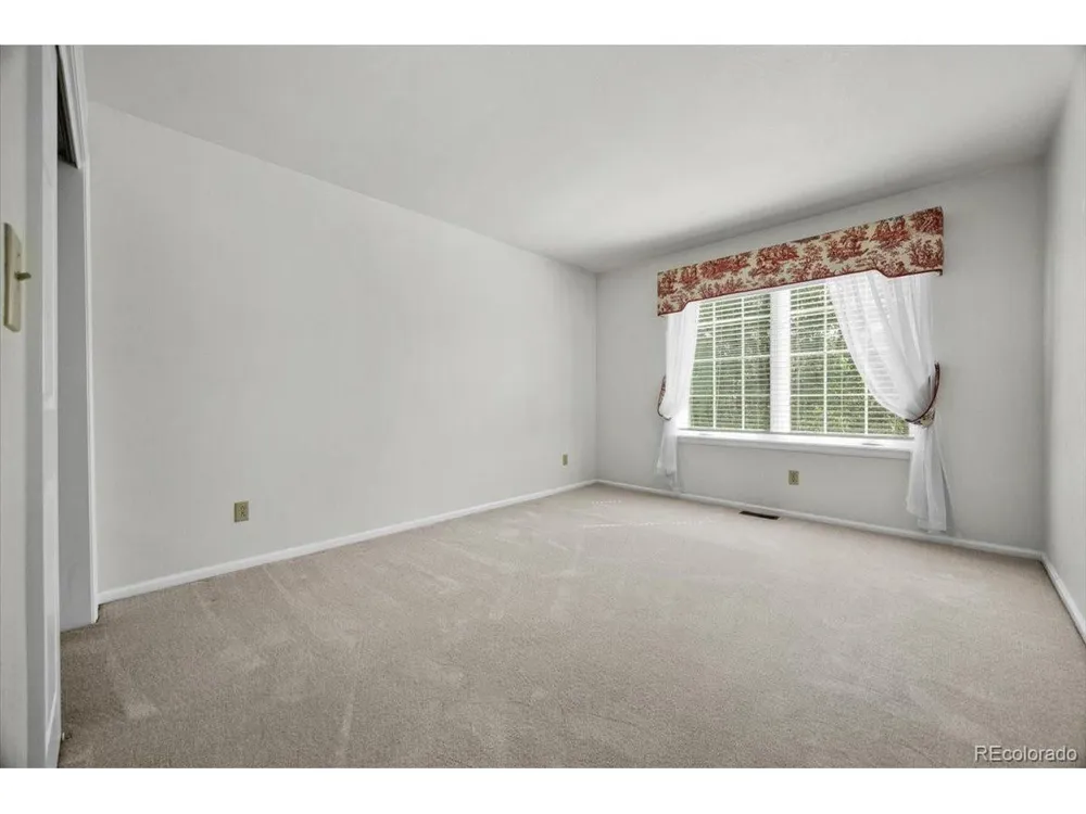 728 Huntington Drive Littleton, CO 80126