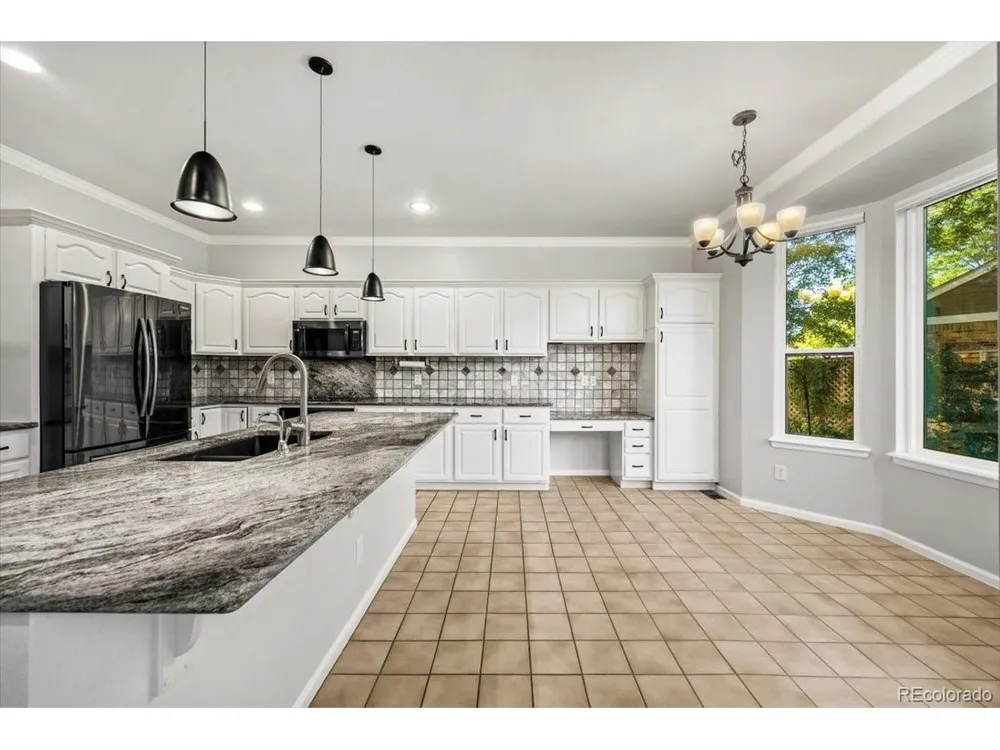 728 Huntington Drive Littleton, CO 80126