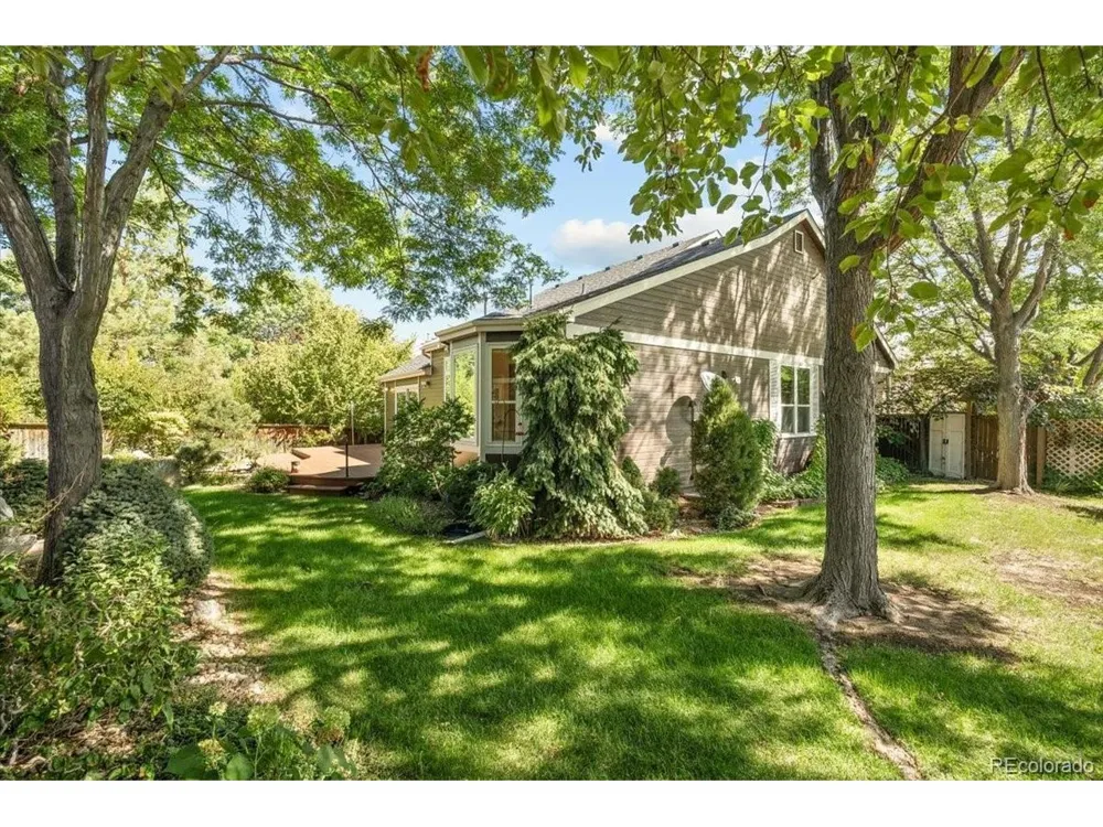 728 Huntington Drive Littleton, CO 80126