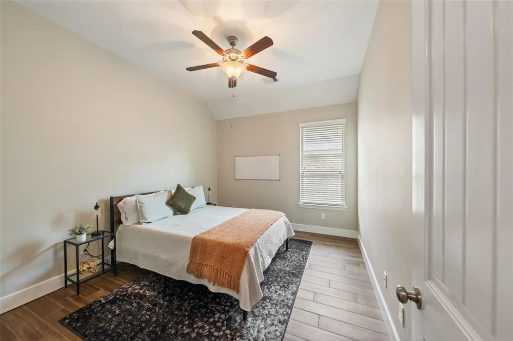 9319 Dochfour Lane Tomball, TX 77375