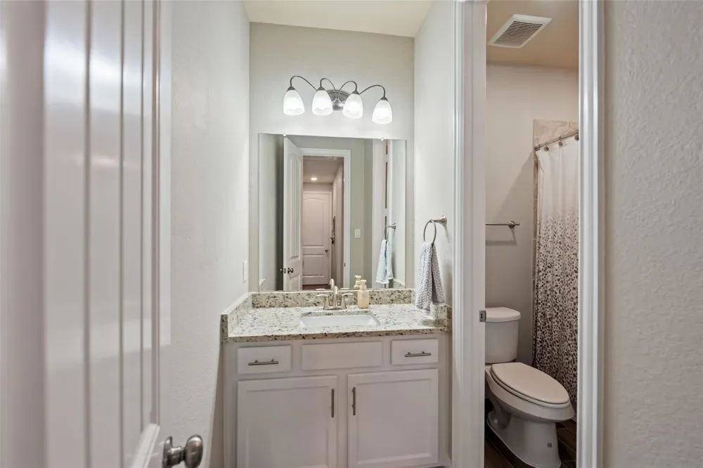 9319 Dochfour Lane Tomball, TX 77375