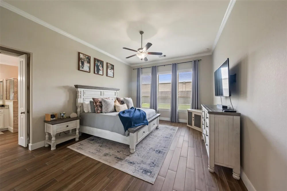9319 Dochfour Lane Tomball, TX 77375