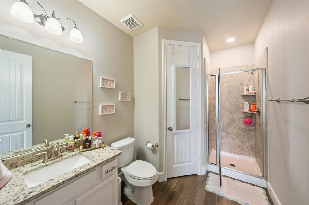 9319 Dochfour Lane Tomball, TX 77375