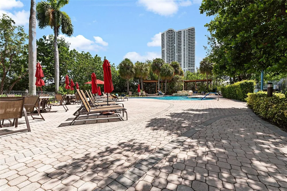 3400 NE 192nd St #1707 Aventura, FL 33180