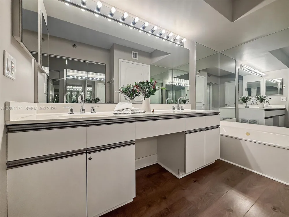 3400 NE 192nd St #1707 Aventura, FL 33180