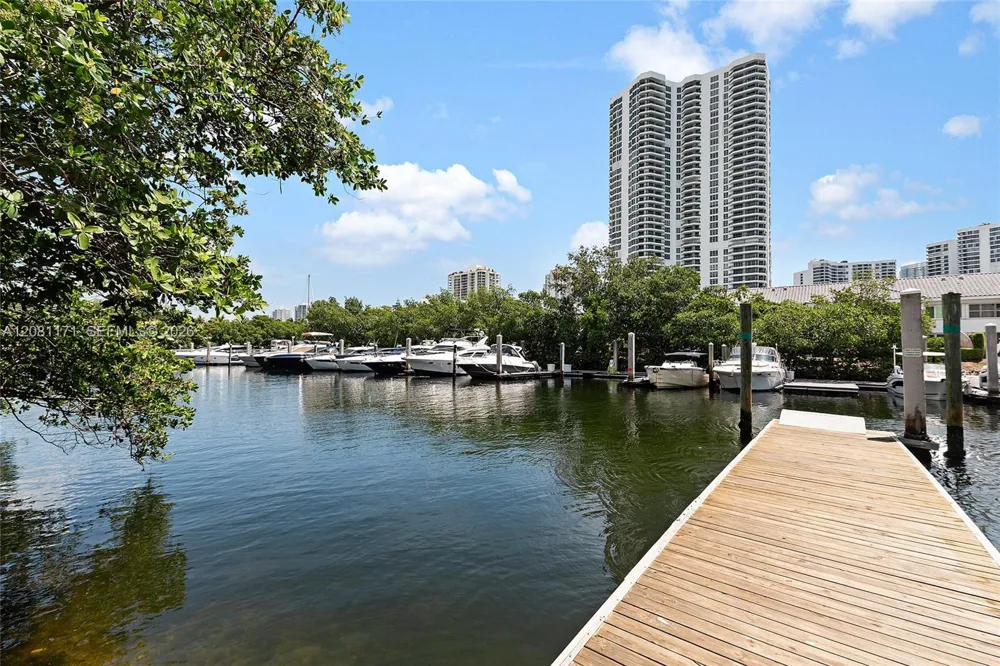 3400 NE 192nd St #1707 Aventura, FL 33180
