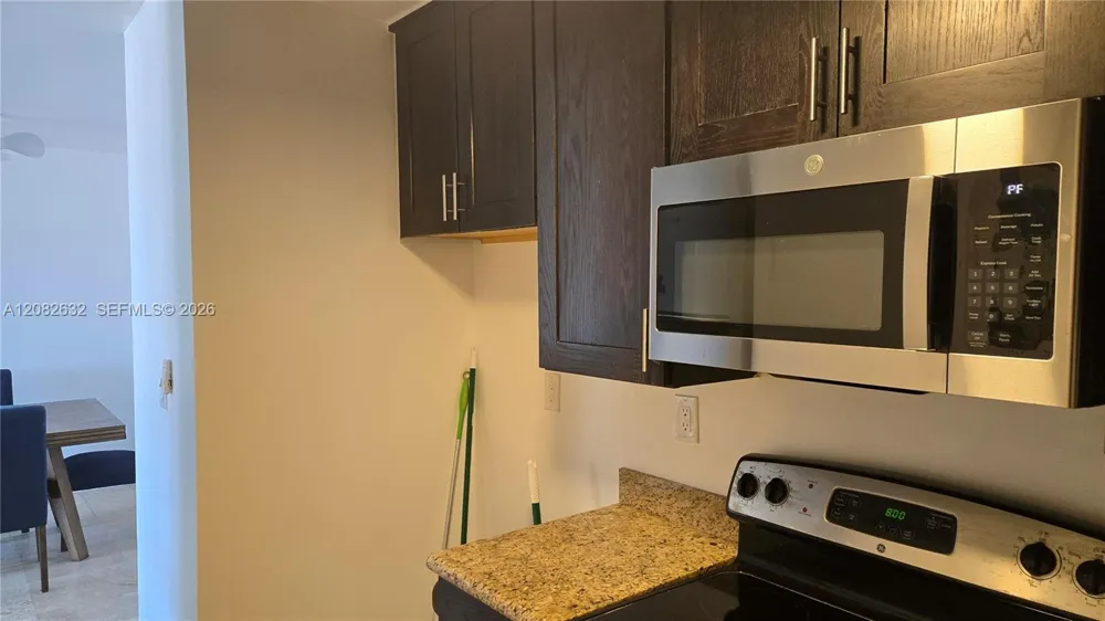 3000 Riomar St #701 Fort Lauderdale, FL 33304