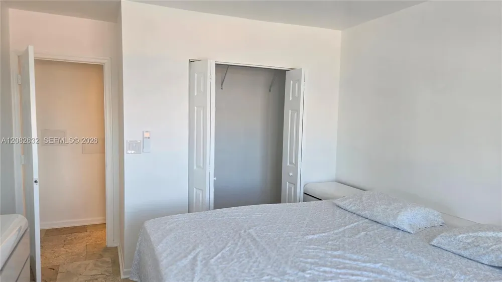 3000 Riomar St #701 Fort Lauderdale, FL 33304