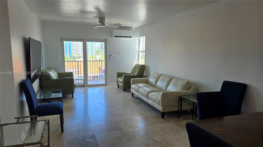 3000 Riomar St #701 Fort Lauderdale, FL 33304