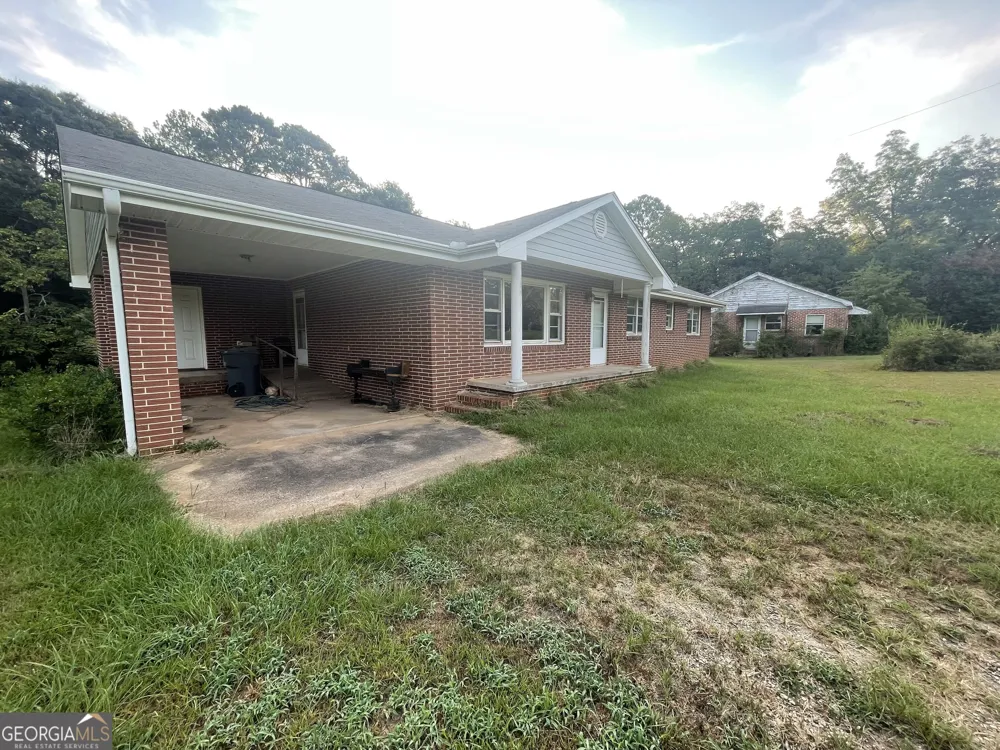 541 Highway 18 W Barnesville, GA 30204
