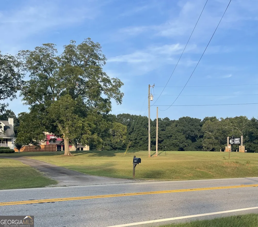 541 Highway 18 W Barnesville, GA 30204