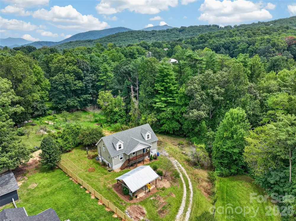 518 Onteora Boulevard Asheville, NC 28803