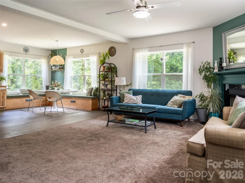 518 Onteora Boulevard Asheville, NC 28803