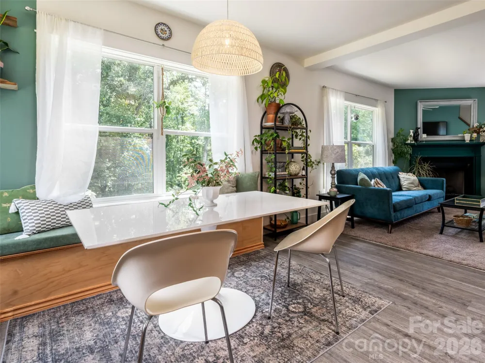 518 Onteora Boulevard Asheville, NC 28803