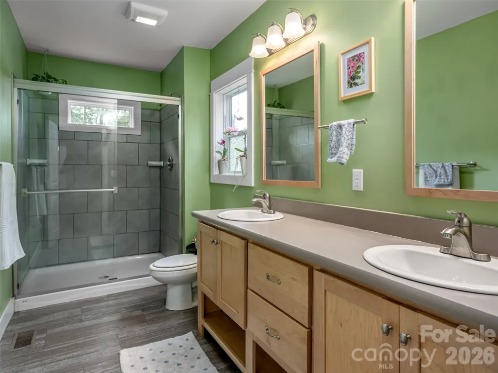 518 Onteora Boulevard Asheville, NC 28803