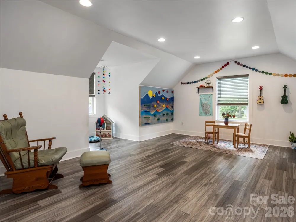 518 Onteora Boulevard Asheville, NC 28803