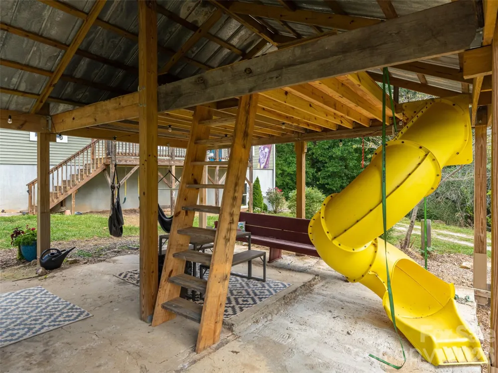 518 Onteora Boulevard Asheville, NC 28803