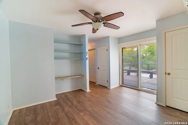 208 FRONT ST Comfort, TX 78013