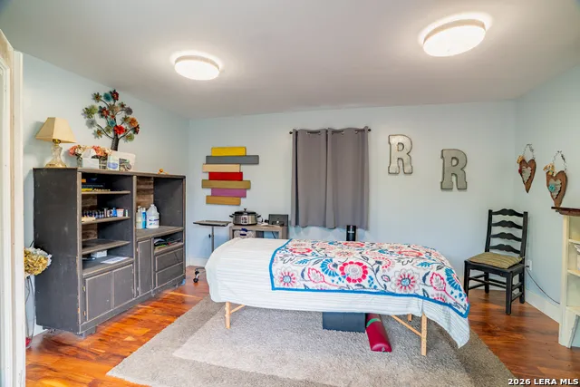 208 FRONT ST Comfort, TX 78013