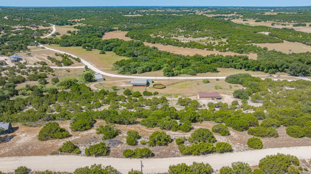 201 Private Road 2123 Meridian, TX 76665