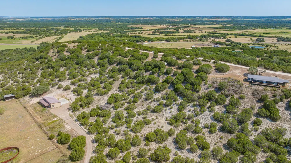 201 Private Road 2123 Meridian, TX 76665
