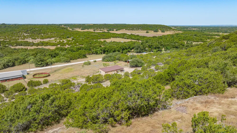 201 Private Road 2123 Meridian, TX 76665