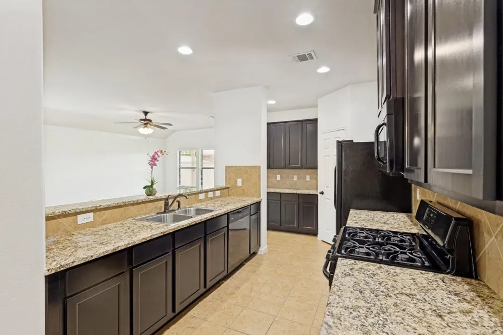 9111 Saint Laurent Lane Houston, TX 77044