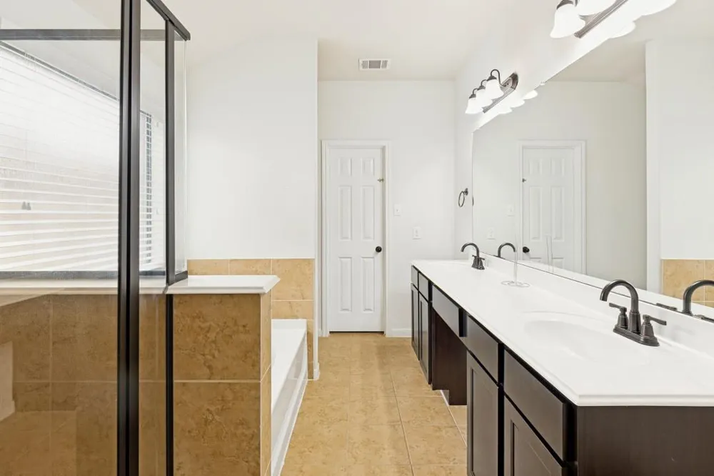 9111 Saint Laurent Lane Houston, TX 77044
