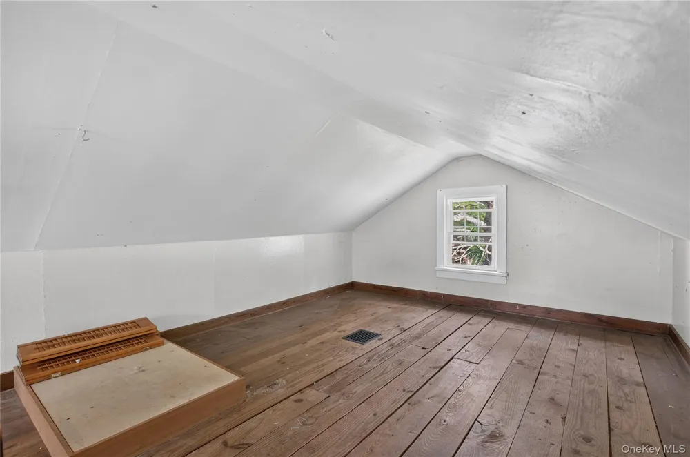15 Hallihans Hill Road Kingston, NY 12401