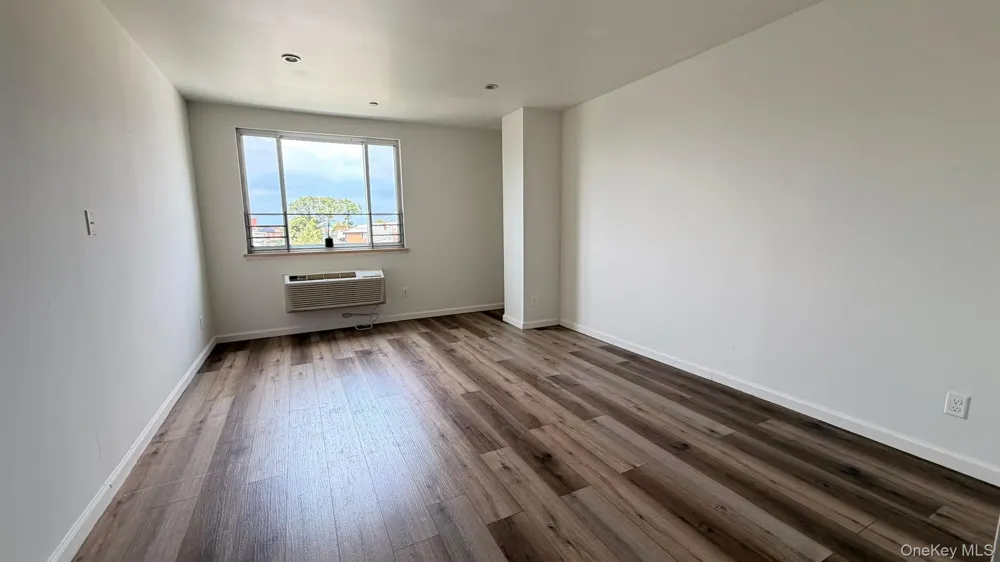 106-07 Northern Boulevard #5B Corona, NY 11368