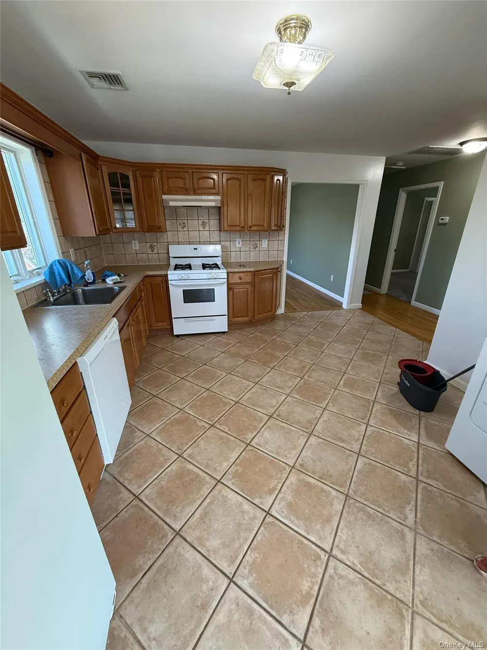 103 Clunie Avenue #2 Yonkers, NY 10703
