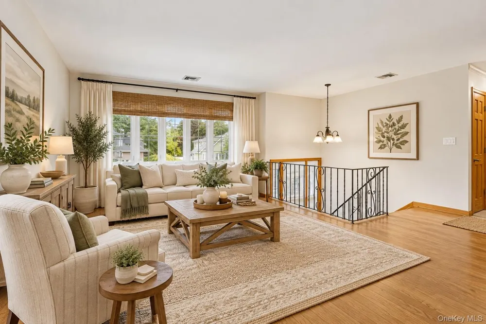 93 Toronto Avenue Massapequa, NY 11758