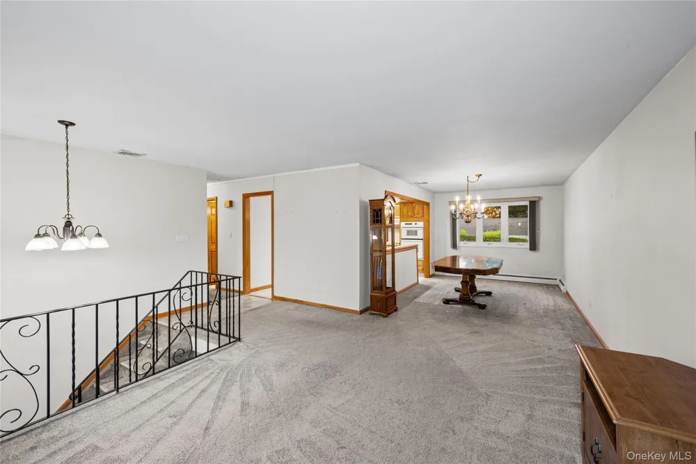 93 Toronto Avenue Massapequa, NY 11758