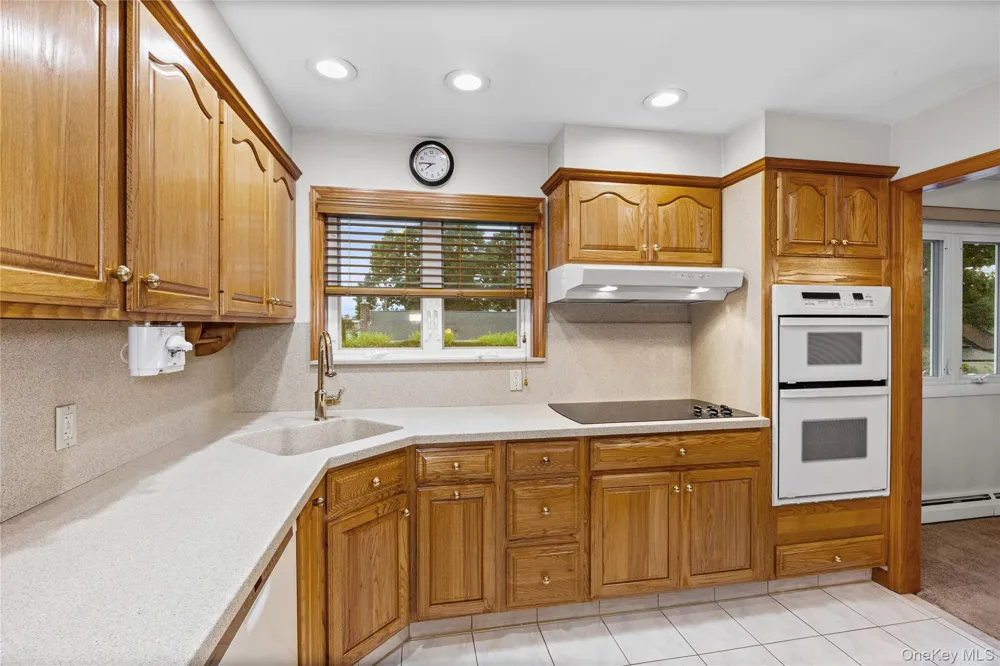 93 Toronto Avenue Massapequa, NY 11758