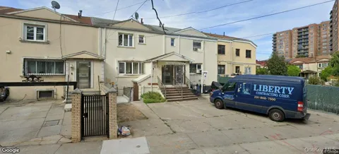 6258-6260 Grand Central Parkway