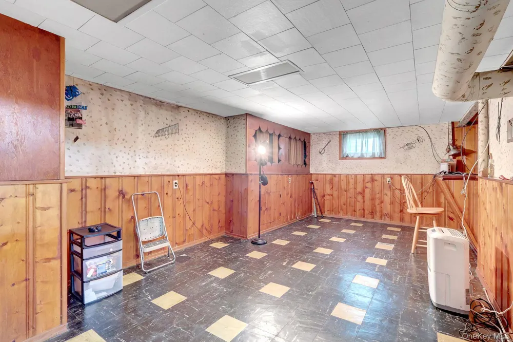 781 Salem Road Uniondale, NY 11553