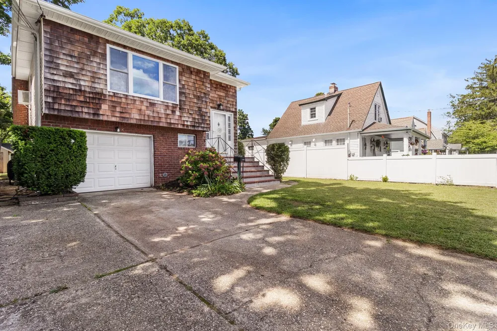 1320 Pine Acres Boulevard Bay Shore, NY 11706