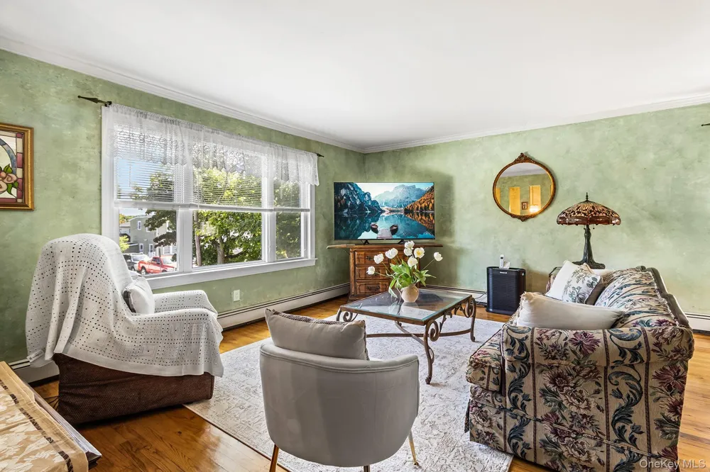 1320 Pine Acres Boulevard Bay Shore, NY 11706