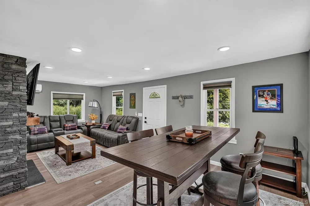 1103 Route 17 Southfields, NY 10975