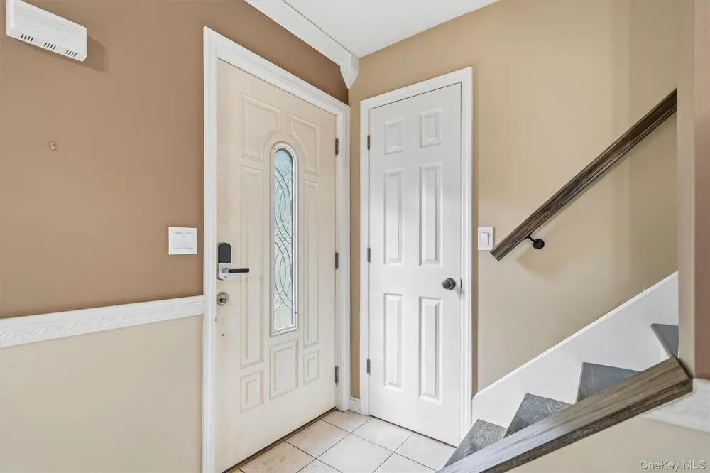 5 Libra Lane Wallkill, NY 12589
