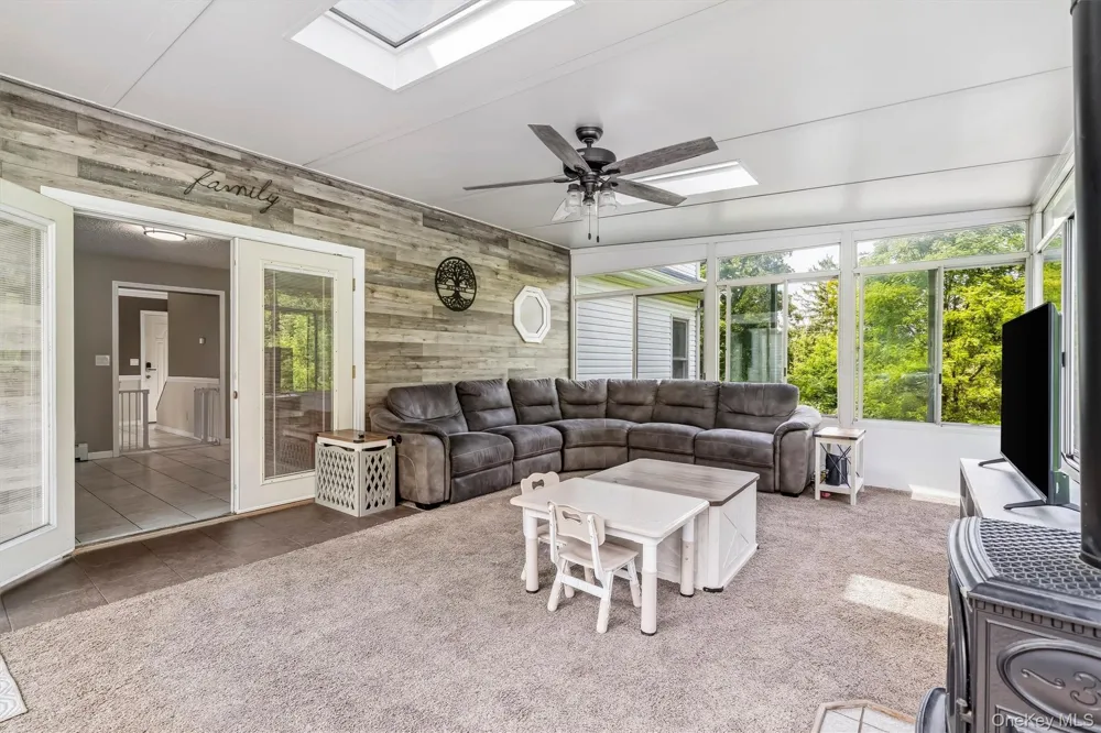 5 Libra Lane Wallkill, NY 12589