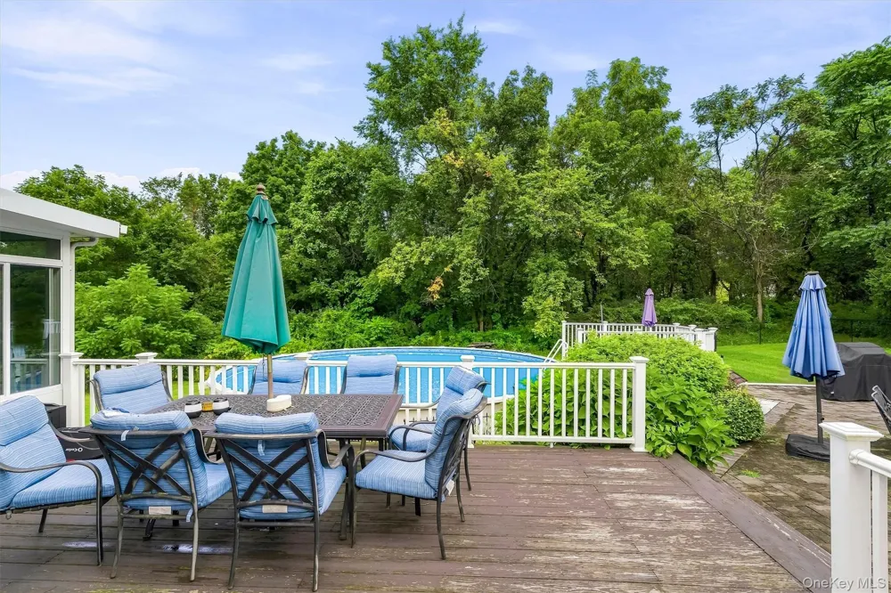 5 Libra Lane Wallkill, NY 12589