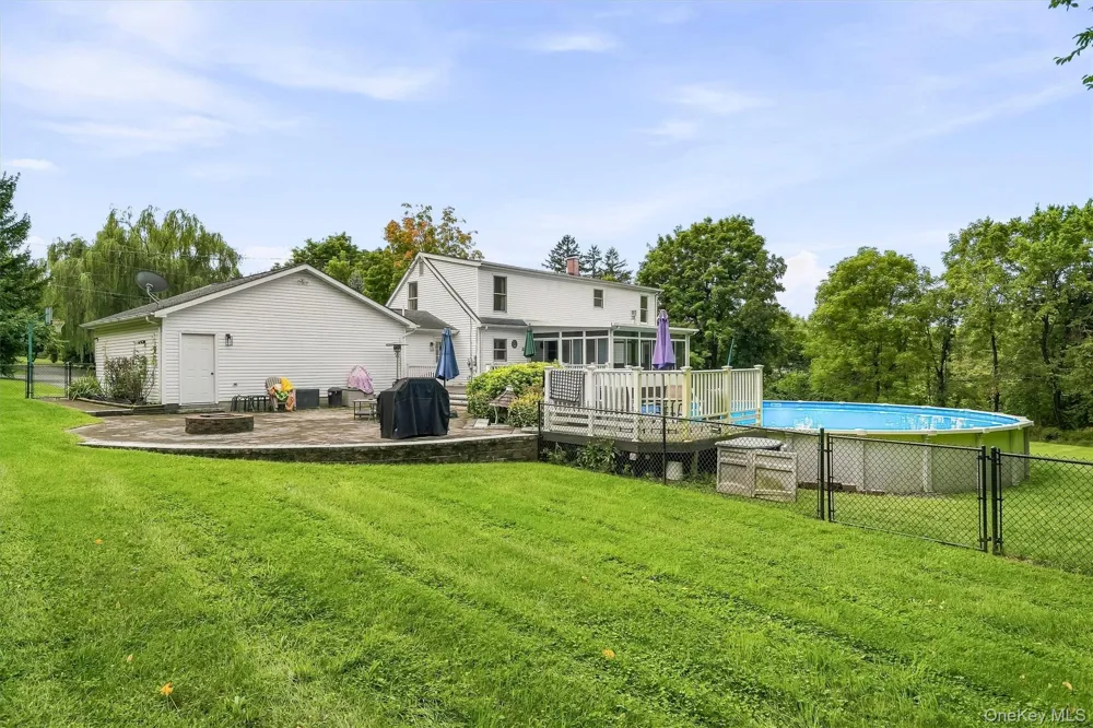 5 Libra Lane Wallkill, NY 12589
