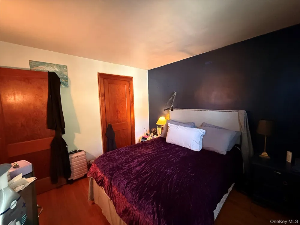 30 Bogart Ter Colonie, NY 12202