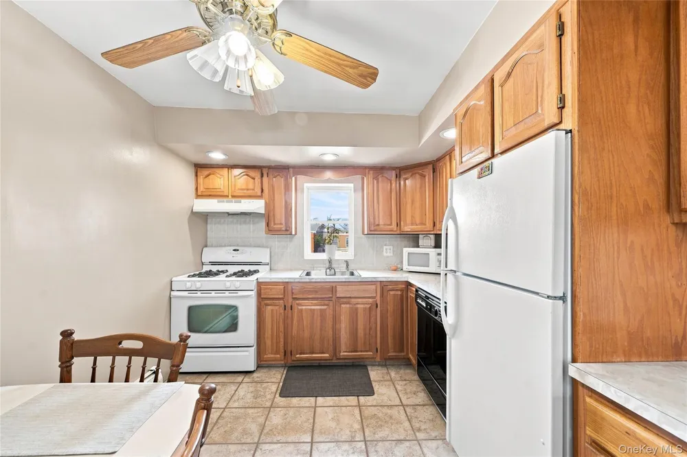 1921 Edison Avenue Bronx, NY 10461