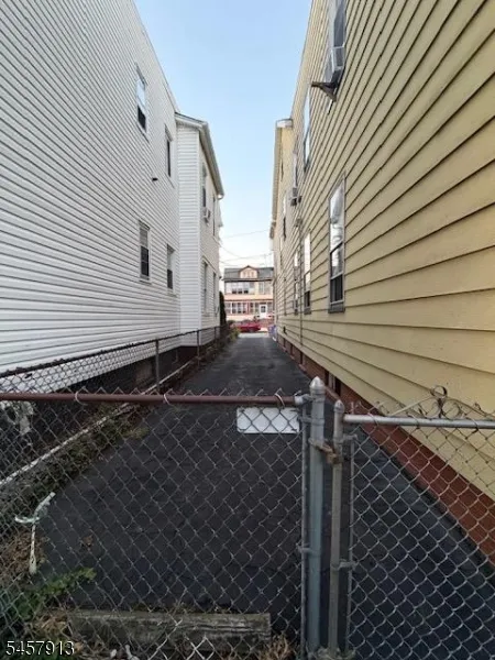 16 Hazel Pl #2 Unit 2 Irvington, NJ 07111
